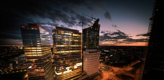 Ghelamco: The Warsaw HUB - nocą