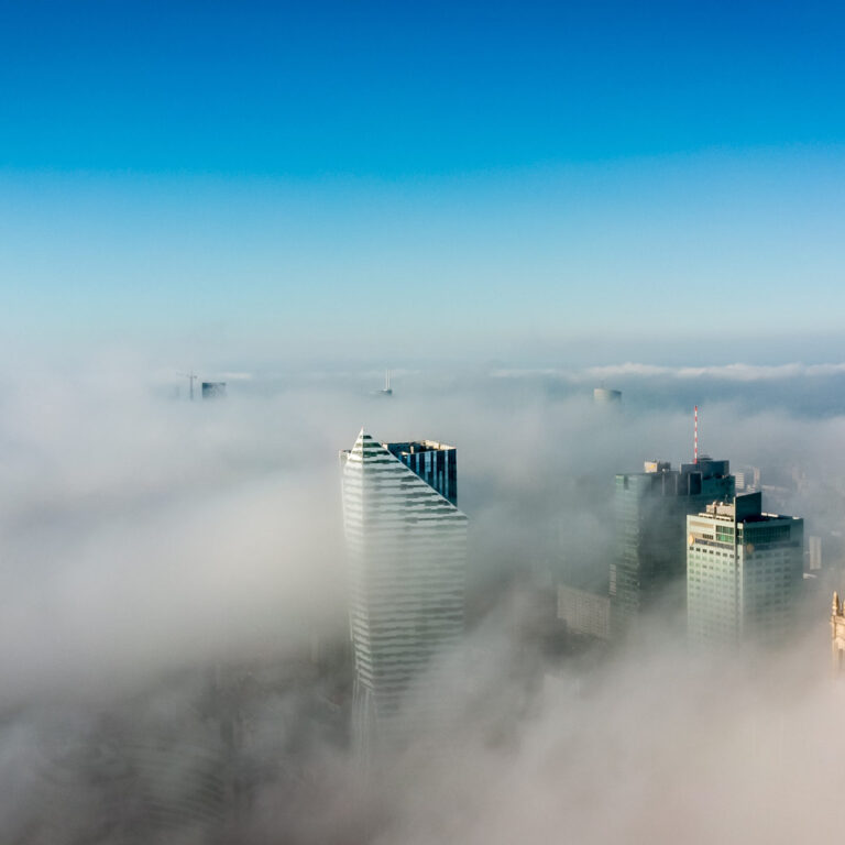 Zdjęcia - Warszawa we mgle, wieżowce