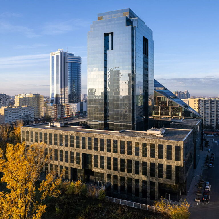Warta Tower zmienia nie tylko nazwę, ale i wnętrze