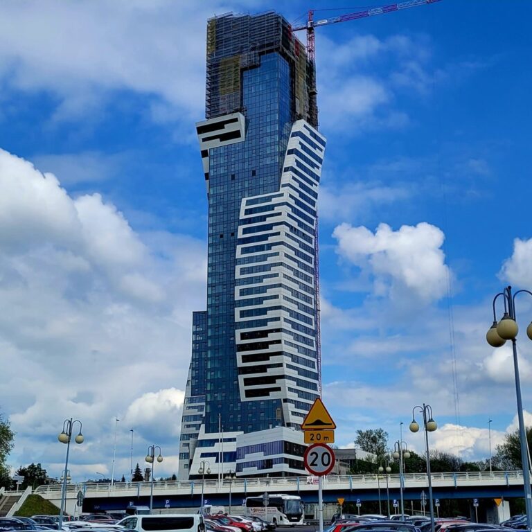 Olszynki Park z docelową wysokością 220 metrów