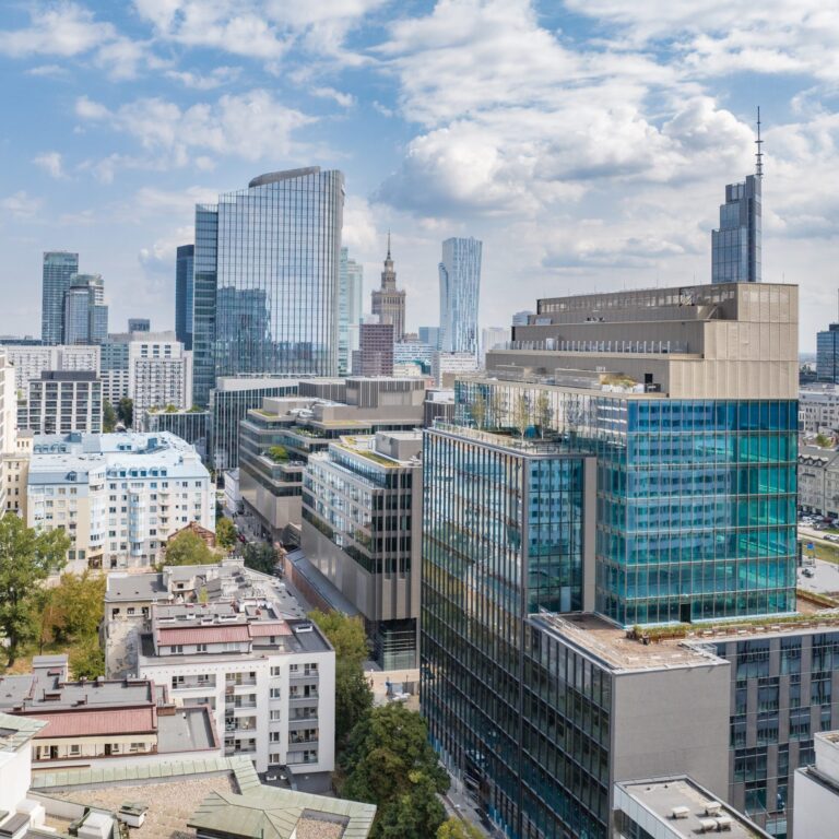 Skanska sprzedaje Studio B w Warszawie za 86 mln euro