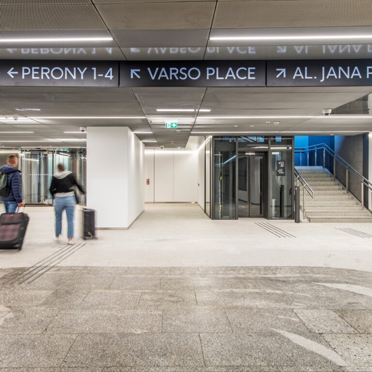 Nowe podziemne przejście między Dworcem Centralnym a Varso Tower już otwarte!
